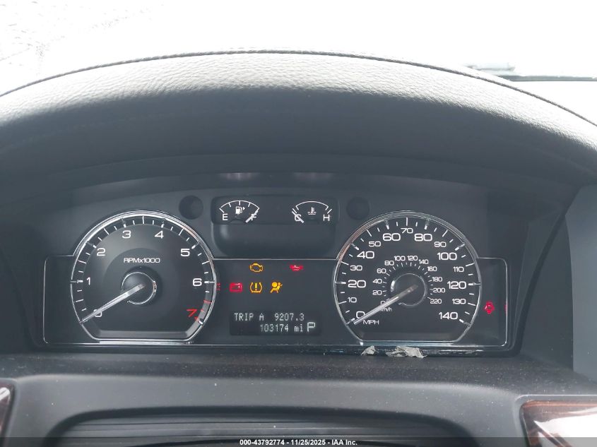 2009 Lincoln Mks VIN: 1LNHM93R09G604735 Lot: 43792774