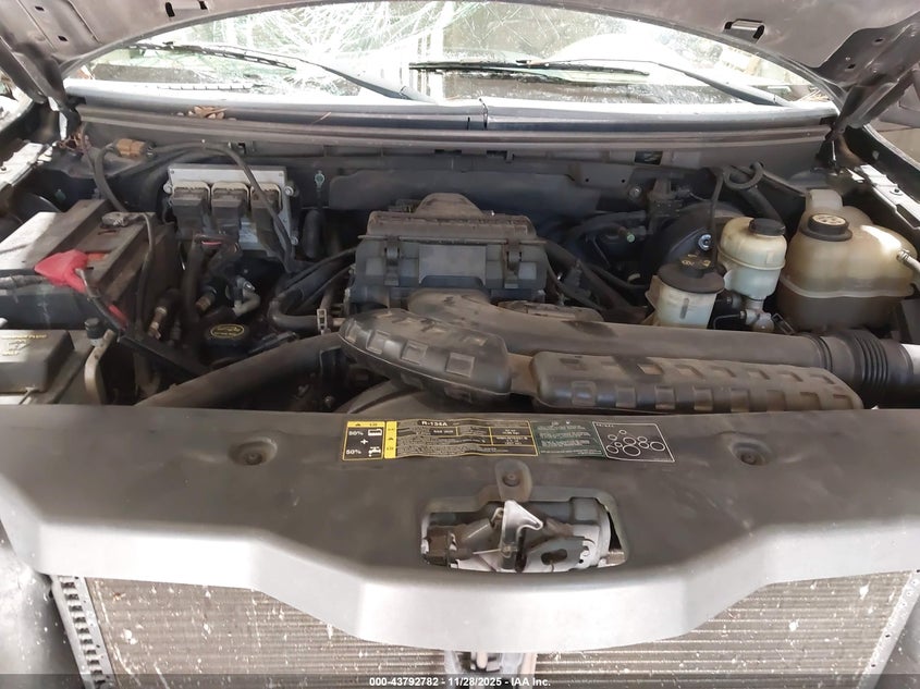 2004 Ford F-150 Fx4/Lariat/Xl/Xlt VIN: 1FTPX14554NC37937 Lot: 43792782