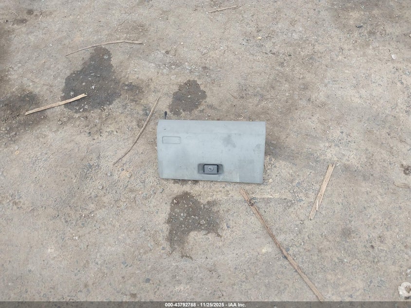 1992 GMC Sonoma VIN: 1GTCS14Z9N8502245 Lot: 43792788