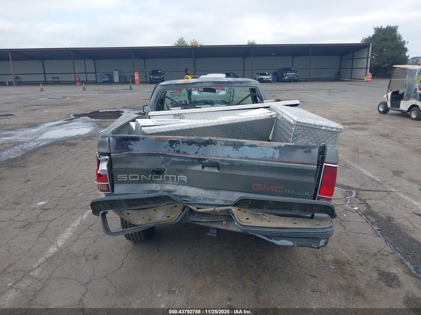 1992 GMC Sonoma VIN: 1GTCS14Z9N8502245 Lot: 43792788