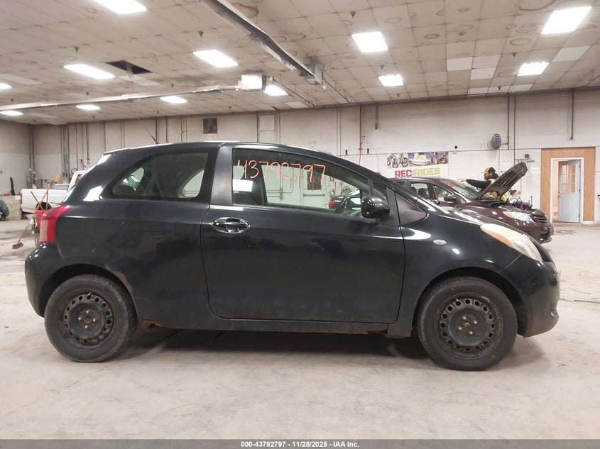 2008 Toyota Yaris VIN: JTDJT923585182414 Lot: 43792797