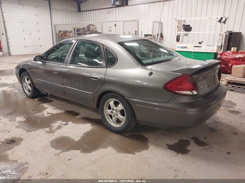 1FAFP53205A294880 2005 FORD TAURUS photo no. 3