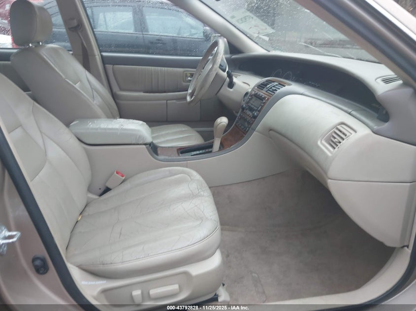 4T1BF28B8YU100680 2000 TOYOTA AVALON photo no. 5