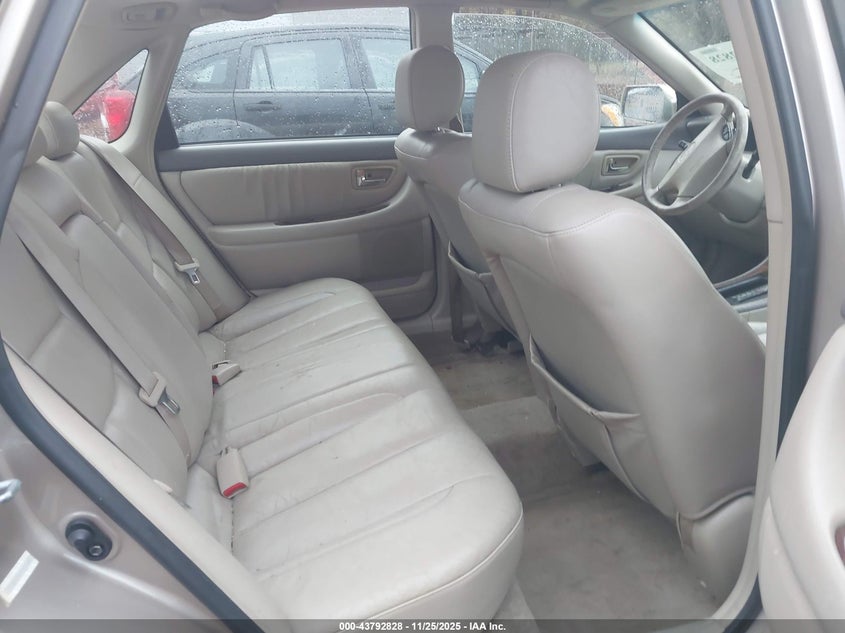 2000 Toyota Avalon Xls VIN: 4T1BF28B8YU100680 Lot: 43792828