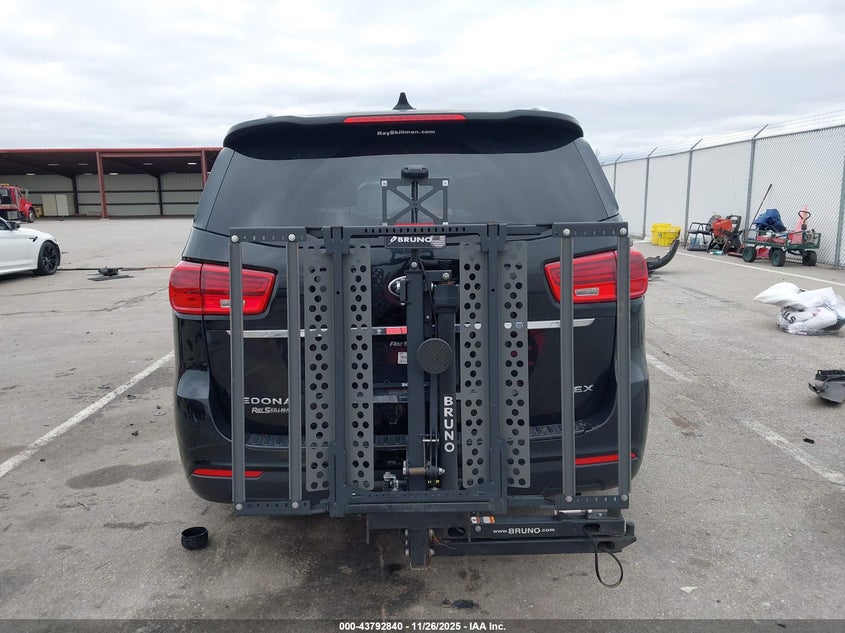 2020 Kia Sedona Ex VIN: KNDMB5C10L6609328 Lot: 43792840