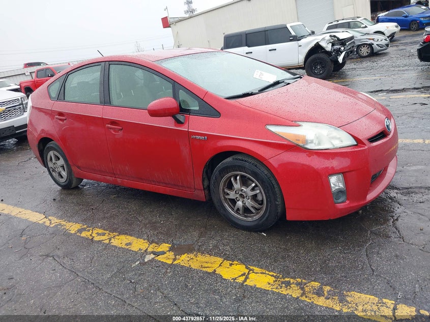 TOYOTA PRIUS THREE