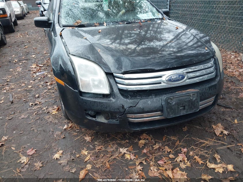2009 Ford Fusion Se VIN: 3FAHP07189R174768 Lot: 43792880