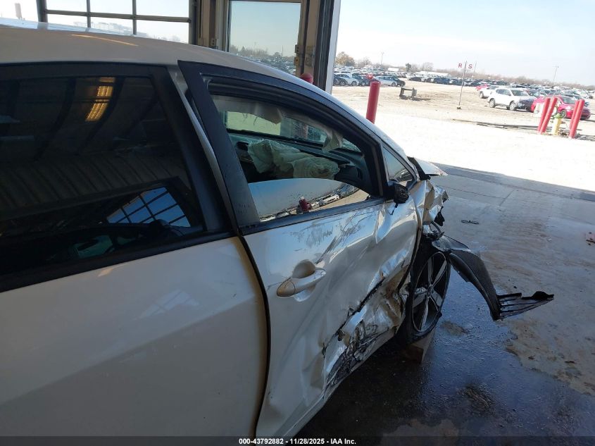 2018 Kia Forte Lx VIN: 3KPFL4A76JE268371 Lot: 43792882