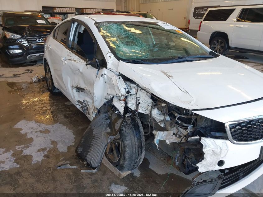 2018 Kia Forte Lx VIN: 3KPFL4A76JE268371 Lot: 43792882