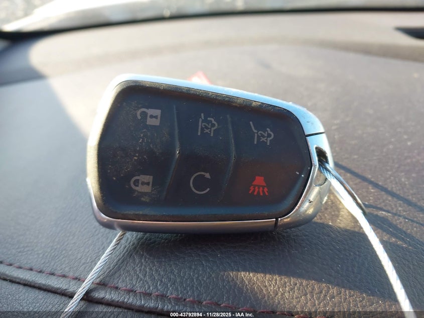 2017 Cadillac Escalade Standard VIN: 1GYS3AKJ6HR374819 Lot: 43792894