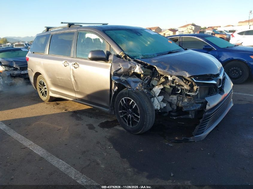 TOYOTA SIENNA LE 8 PASSENGER