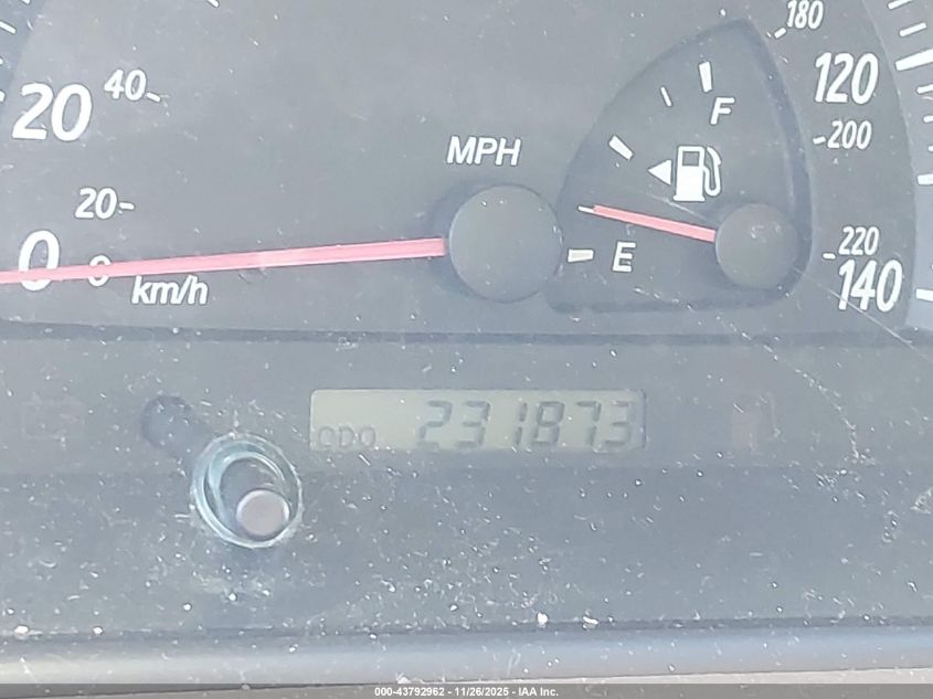 2002 Toyota Camry Le VIN: 4T1BE32K42U032838 Lot: 43792962