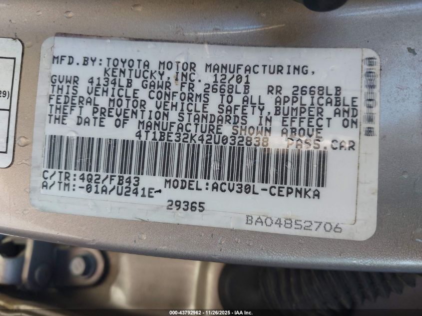 2002 Toyota Camry Le VIN: 4T1BE32K42U032838 Lot: 43792962