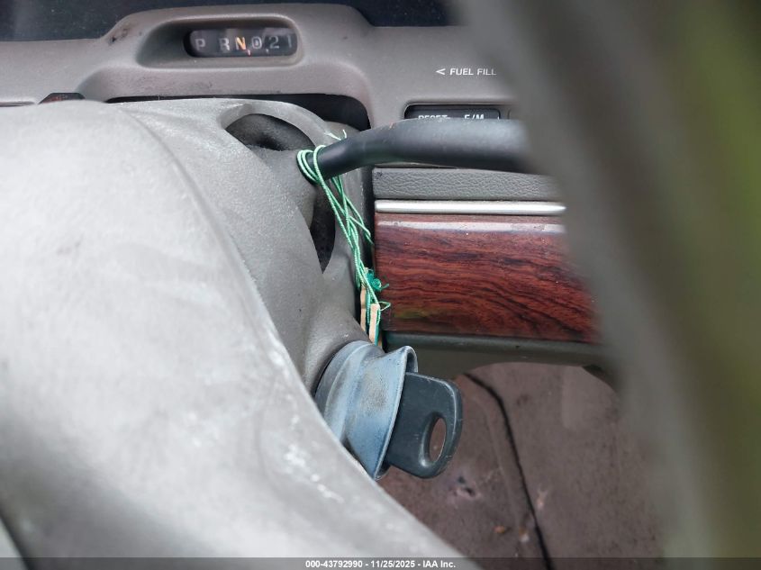 2002 Mercury Grand Marquis Ls VIN: 2MEFM75W12X639382 Lot: 43792990