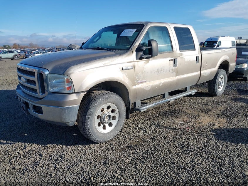 1FTWW31P75EB43060 2005 FORD F350 photo no. 2