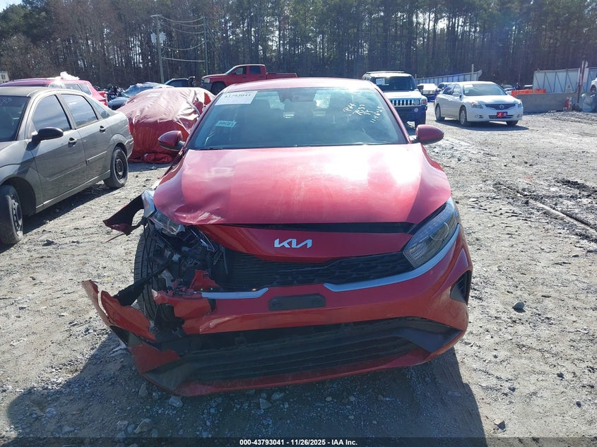 2024 Kia Forte Lxs VIN: 3KPF24AD0RE747857 Lot: 43793041