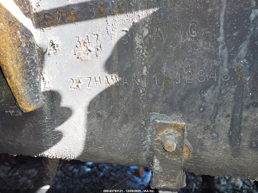 2001 Sterling Truck Lt 8500 VIN: 2FZHAWAK71AJ28487 Lot: 43793131