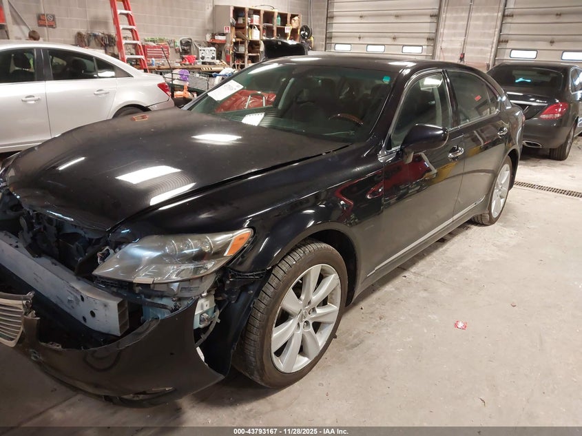 JTHDU46F085005043 2008 LEXUS  photo no. 2