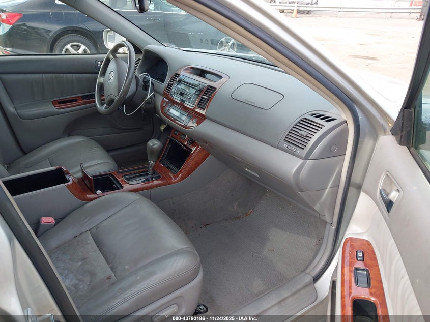 4T1BF30K26U116887 2006 TOYOTA CAMRY photo no. 5