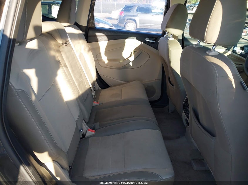 2015 Ford Escape Se VIN: 1FMCU9GX9FUC10540 Lot: 43793195