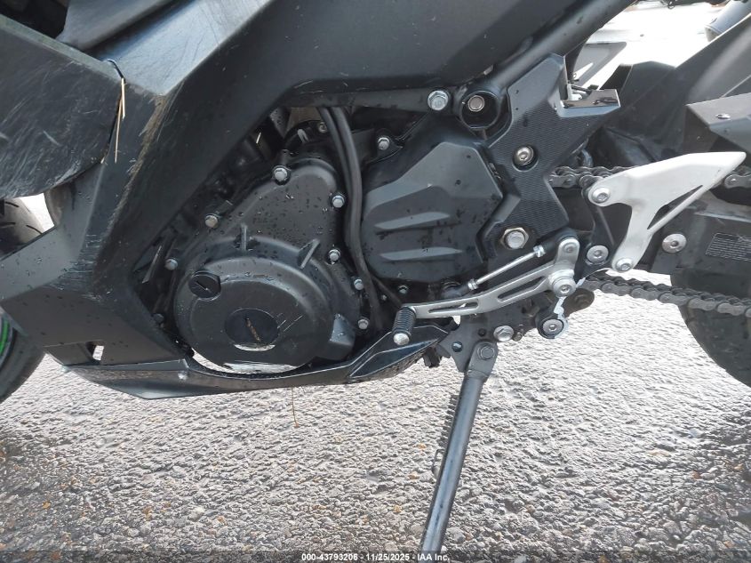 2023 Kawasaki Ex400 VIN: JKAEXKG15PDAS3947 Lot: 43793206