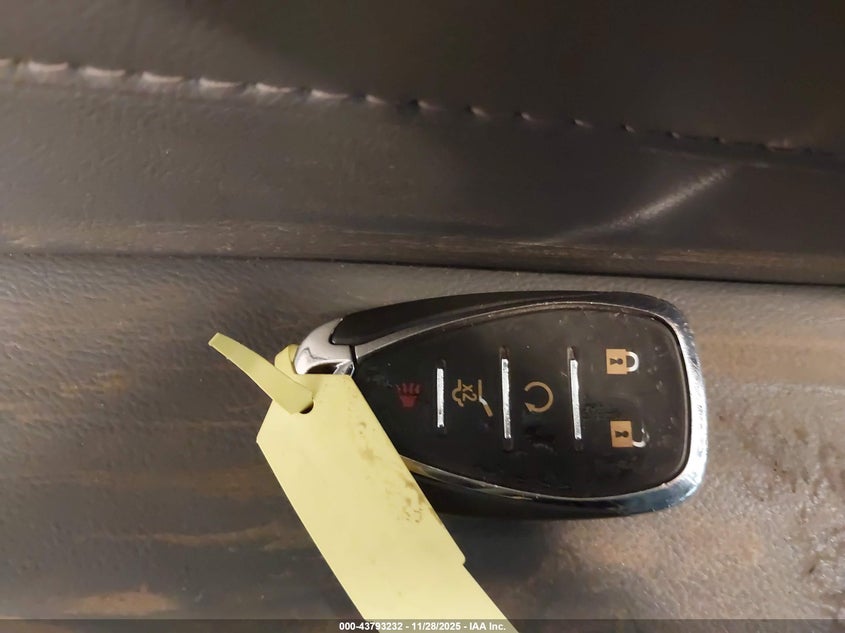 2021 Chevrolet Traverse Awd Lt Leather VIN: 1GNEVHKW0MJ151001 Lot: 43793232