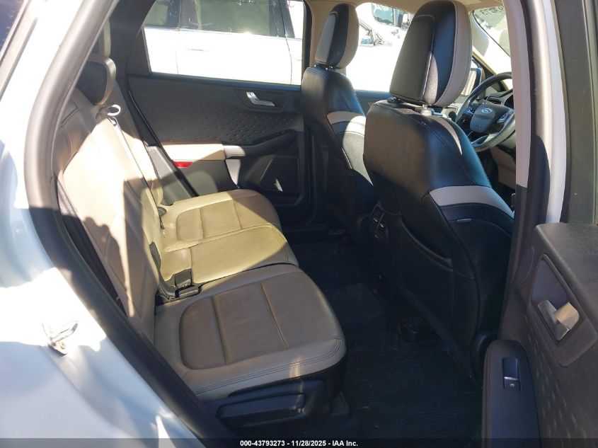 2020 Ford Escape Titanium VIN: 1FMCU9J94LUA99000 Lot: 43793273