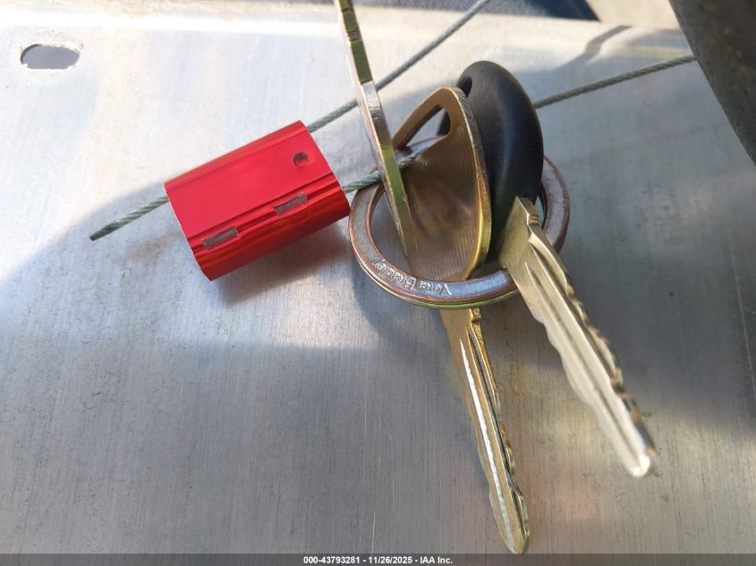 2005 Saturn Vue 4 Cyl VIN: 5GZCZ33D95S865675 Lot: 43793281