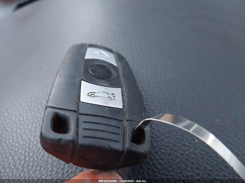 2008 BMW 528I VIN: WBANU53578CT15478 Lot: 43793286