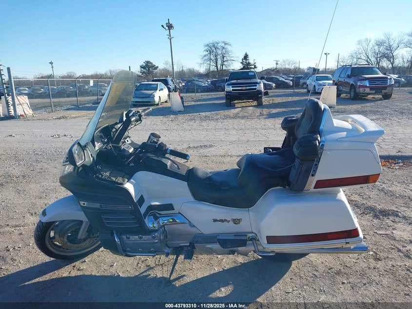 1997 Honda Gl1500 A/2 VIN: 1HFSC2206VA901793 Lot: 43793310