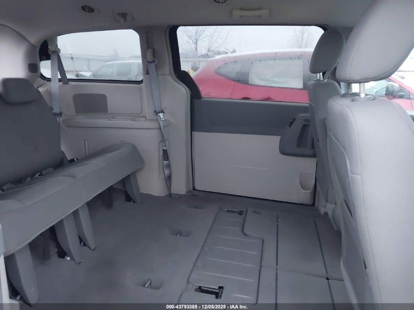 2008 Chrysler Town & Country Lx VIN: 2A8HR44H48R652128 Lot: 43793389