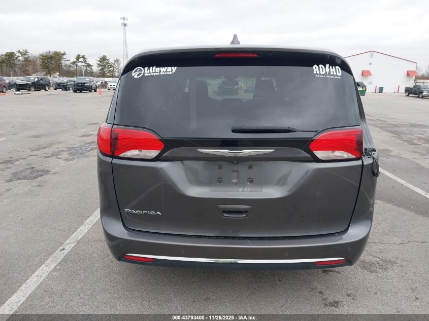 2018 Chrysler Pacifica Touring Plus VIN: 2C4RC1FG8JR122959 Lot: 43793400