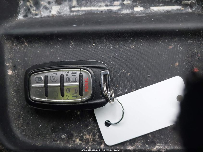 2018 Chrysler Pacifica Touring Plus VIN: 2C4RC1FG8JR122959 Lot: 43793400