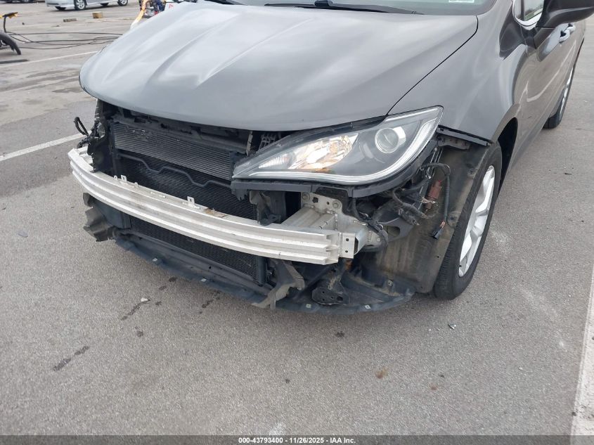 2018 Chrysler Pacifica Touring Plus VIN: 2C4RC1FG8JR122959 Lot: 43793400