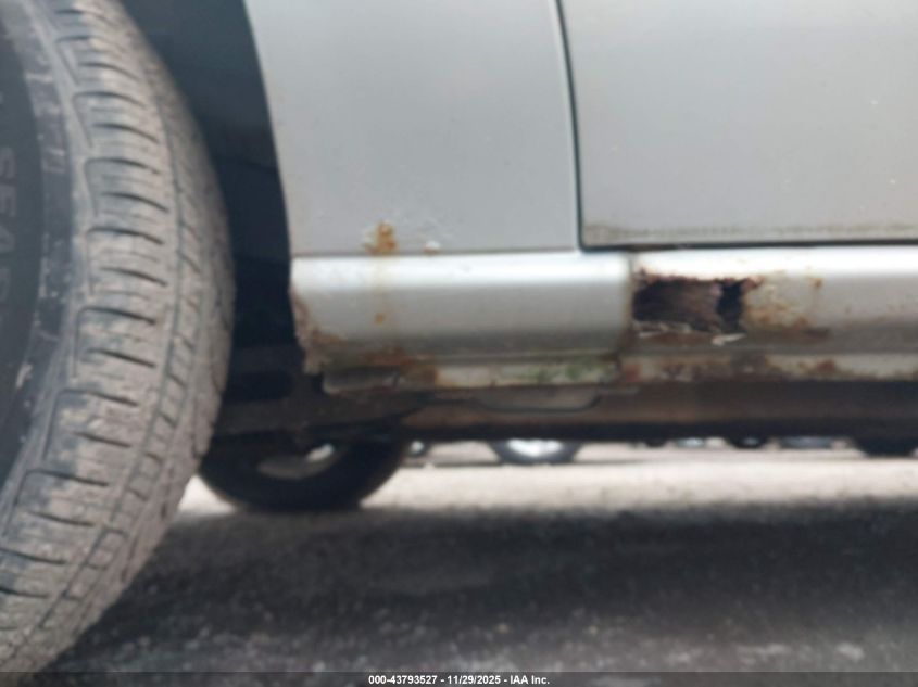 2000 Chevrolet Venture Ls VIN: 1GNDX03E0YD165370 Lot: 43793527