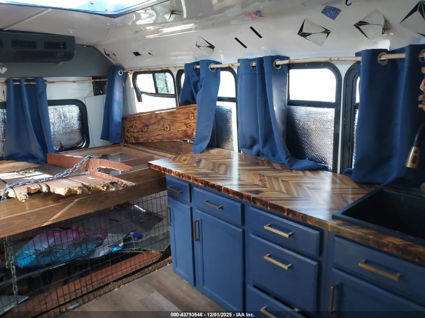 2008 Ford E-450 Cutaway VIN: 1FD4E45S98DB07021 Lot: 43793546