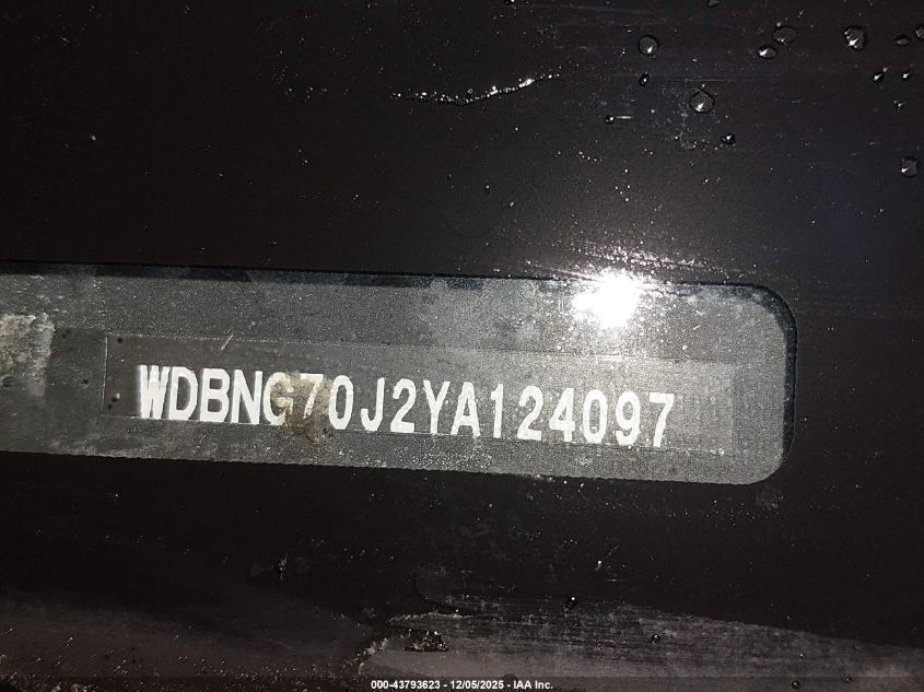 2000 Mercedes-Benz S 430 VIN: WDBNG70J2YA124097 Lot: 43793623