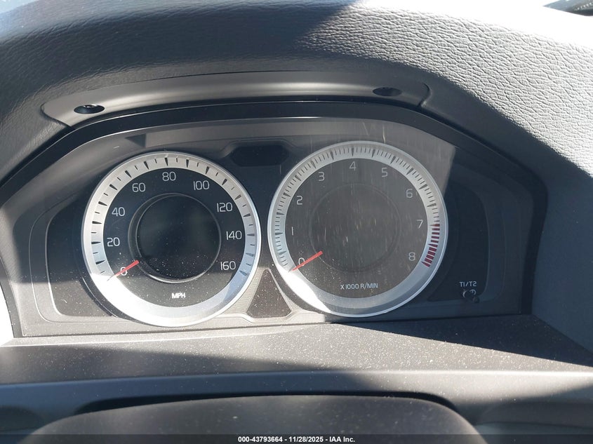 2012 Volvo S60 T5 VIN: YV1622FS5C2031241 Lot: 43793664