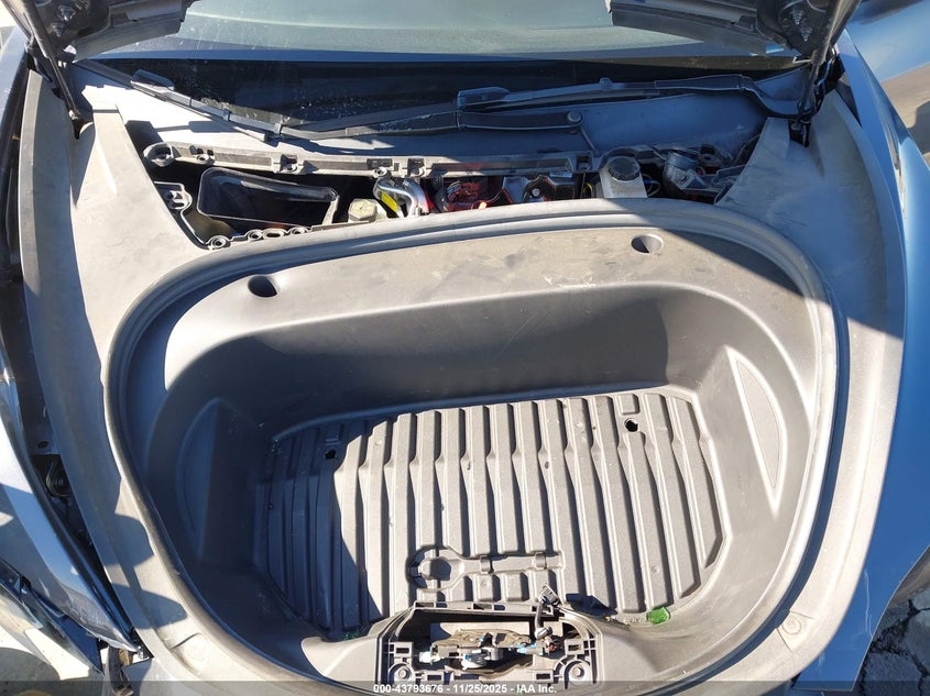 2023 Tesla Model 3 Rear-Wheel Drive VIN: 5YJ3E1EA2PF661806 Lot: 43793676