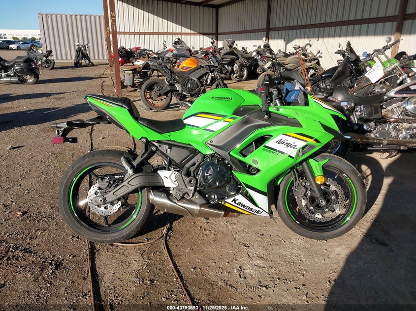 2025 Kawasaki Ex650 P VIN: ML5EXEP17SDAP5199 Lot: 43793693