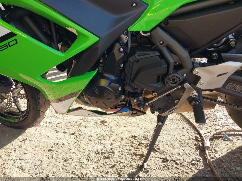 2025 Kawasaki Ex650 P VIN: ML5EXEP17SDAP5199 Lot: 43793693