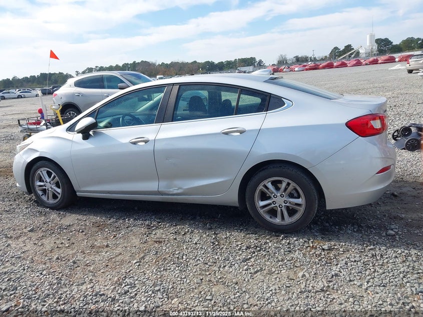 2018 Chevrolet Cruze Lt Auto VIN: 1G1BE5SM3J7208141 Lot: 43793713