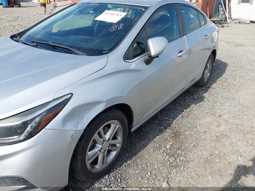 2018 Chevrolet Cruze Lt Auto VIN: 1G1BE5SM3J7208141 Lot: 43793713