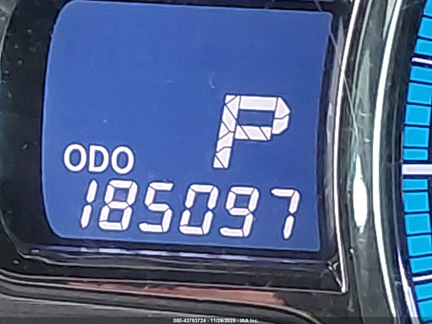 2013 Toyota Sienna Xle V6 8 Passenger VIN: 5TDYK3DC4DS324705 Lot: 43793724