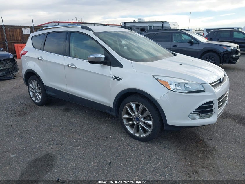 FORD ESCAPE SE