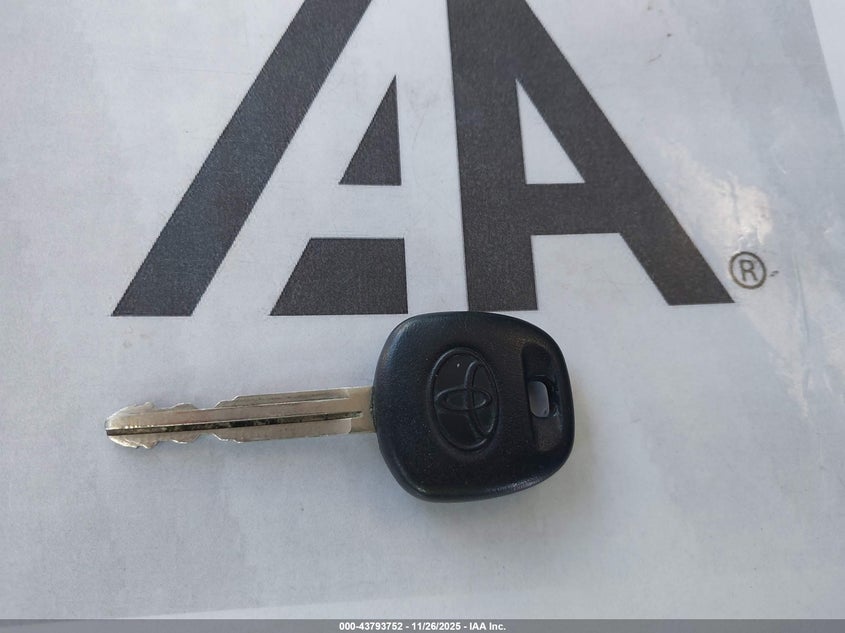 2008 Toyota Sequoia Limited 5.7L V8 VIN: 5TDZY68AX8S008311 Lot: 43793752