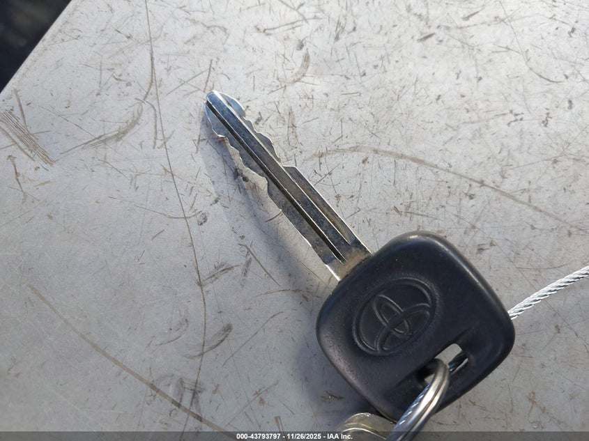 2008 Toyota Yaris VIN: JTDBT923584033849 Lot: 43793797