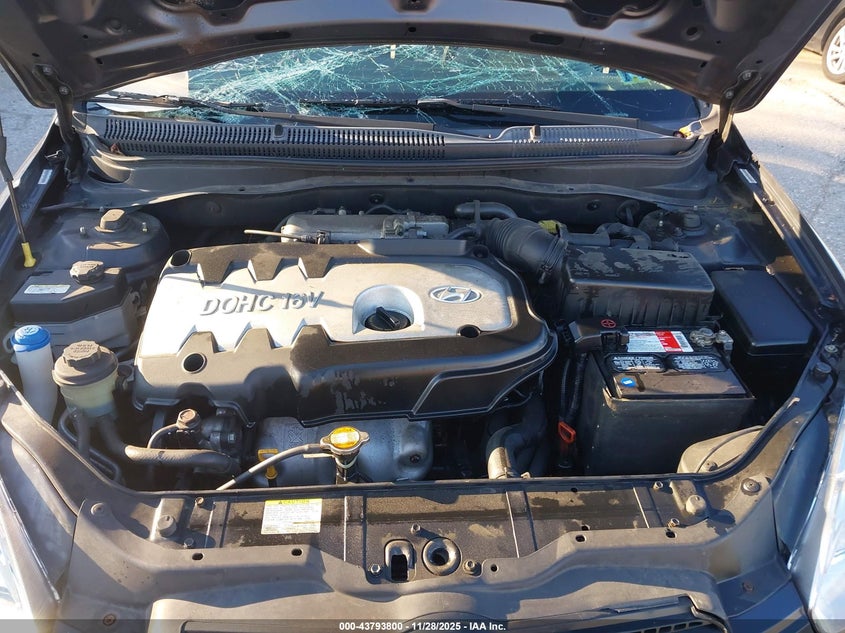 2007 Hyundai Accent Gls VIN: KMHCN46C77U157935 Lot: 43793800