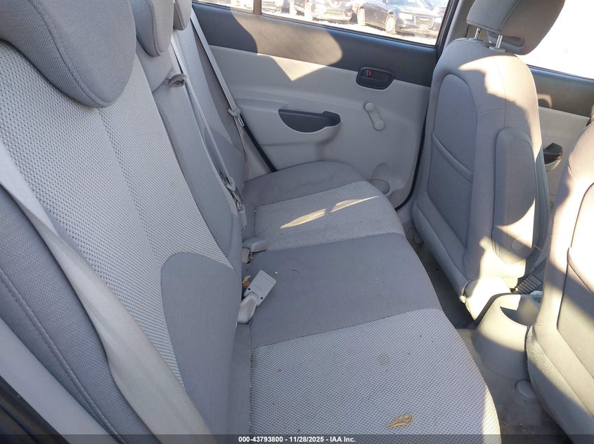2007 Hyundai Accent Gls VIN: KMHCN46C77U157935 Lot: 43793800