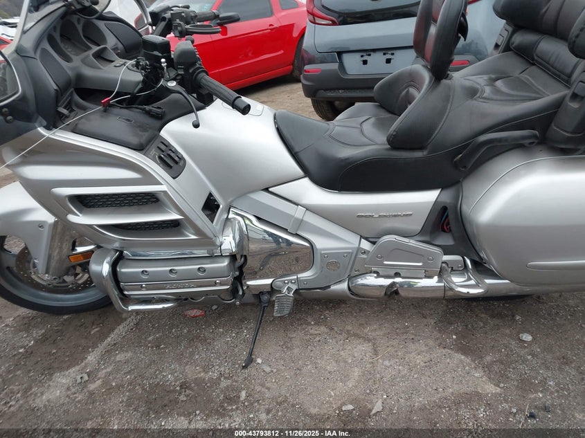 2005 Honda Gl1800 VIN: 1HFSC47055A413147 Lot: 43793812
